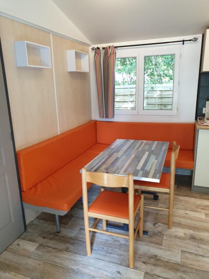 Camping Le Moulin Du Roy ルヴェル エクステリア 写真