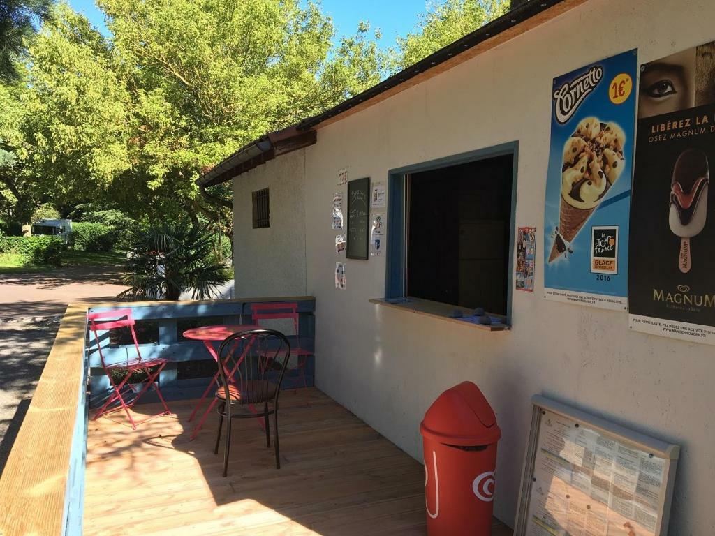 Camping Le Moulin Du Roy ルヴェル エクステリア 写真